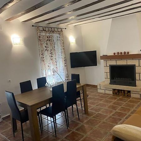 Agradable Casa Con Chimenea Interior Y Barbacoa. Villa Graja de Iniesta Eksteriør bilde
