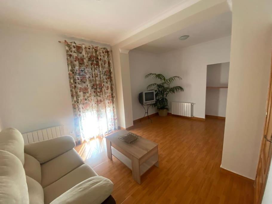 Agradable Casa Con Chimenea Interior Y Barbacoa. Villa Graja de Iniesta Eksteriør bilde